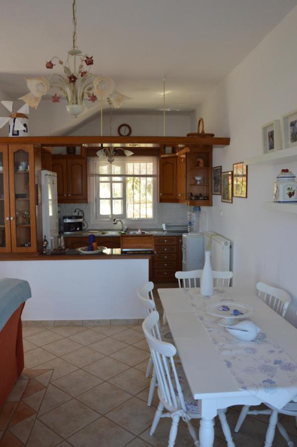 Villa Iokasti Pefkali Exteriör bild